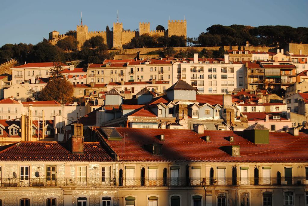 فندق Pensao Beira Minho Lisboa الغرفة الصورة